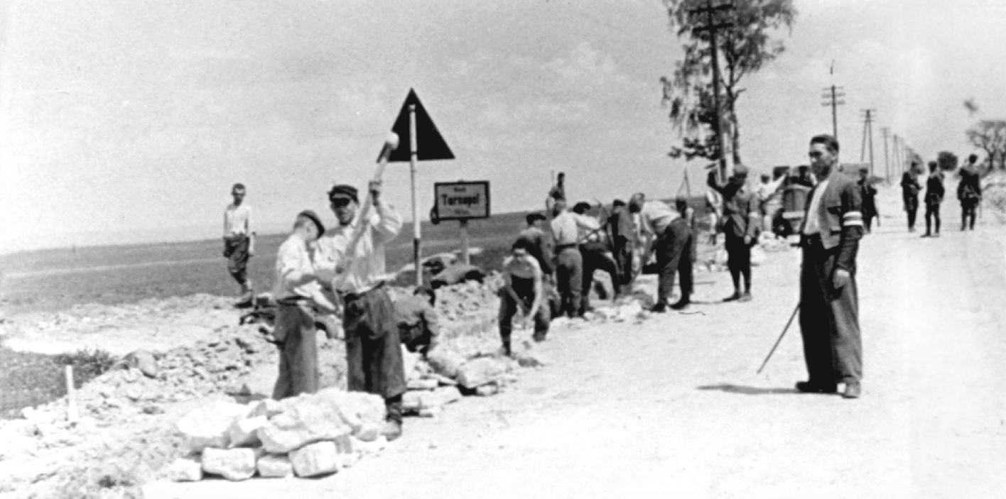 Straßenbau bei Tarnopol, Juden auf Baustelle