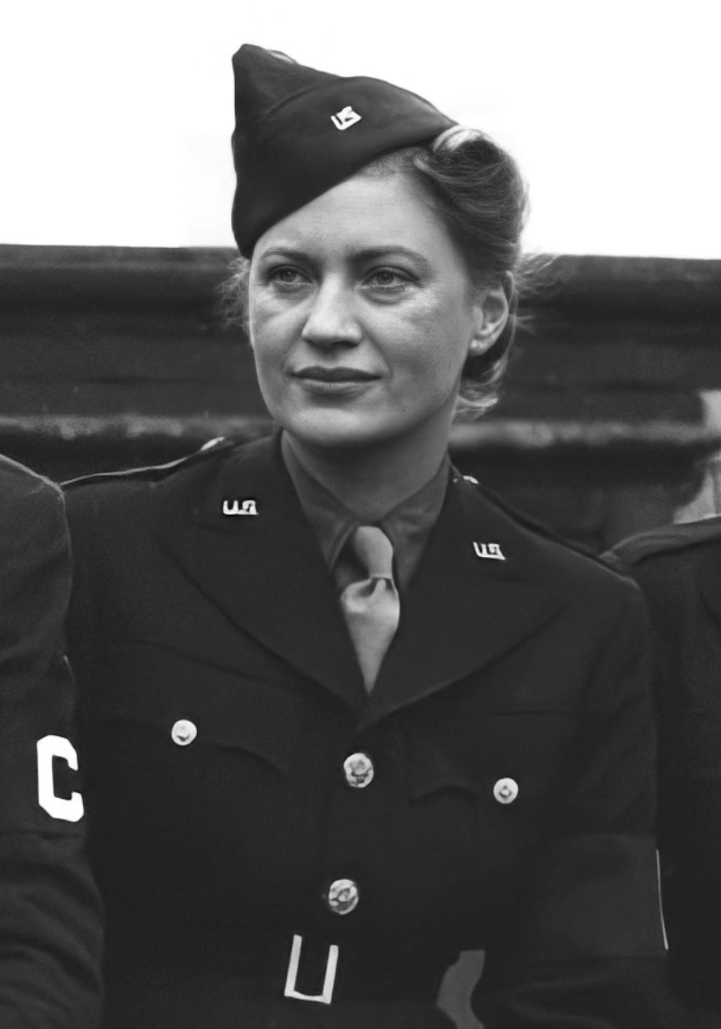  Female war correspondent Lee Miller who covered the U.S. Army in the European Theater during World War II (U.S. Army Center of Military History)